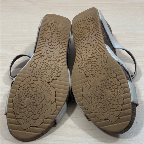 Dansko Off White Wedges with Comfort Design - Picture 7 of 9